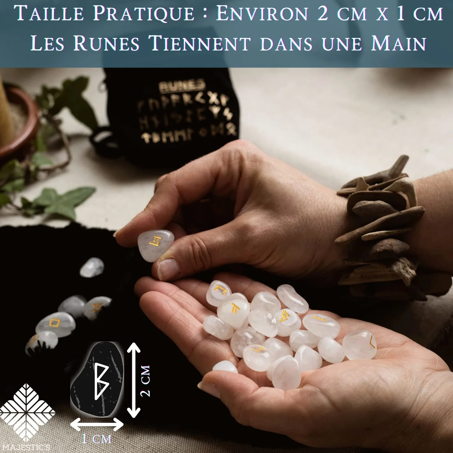 Runes Divinatoires Vikings en Pierres Naturelles de Cristal de Roche Quartz Blanc Gravées 2cm x 1cm avec Sac Noir et Ebook PDF