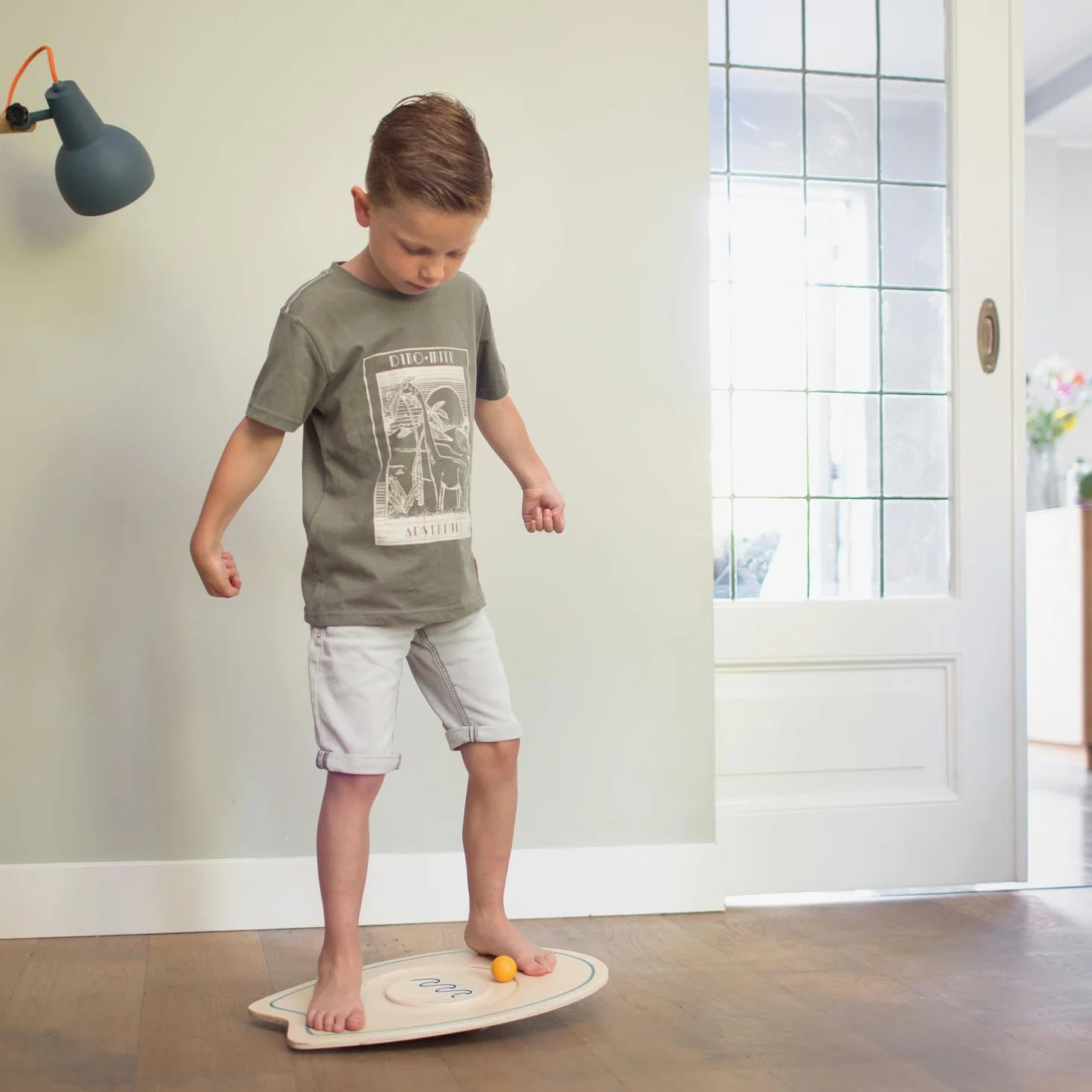 BS Toys Planche D'Équilibre Jeu Éducatif 1 Planche 5 Balles Enfants 4 Ans+