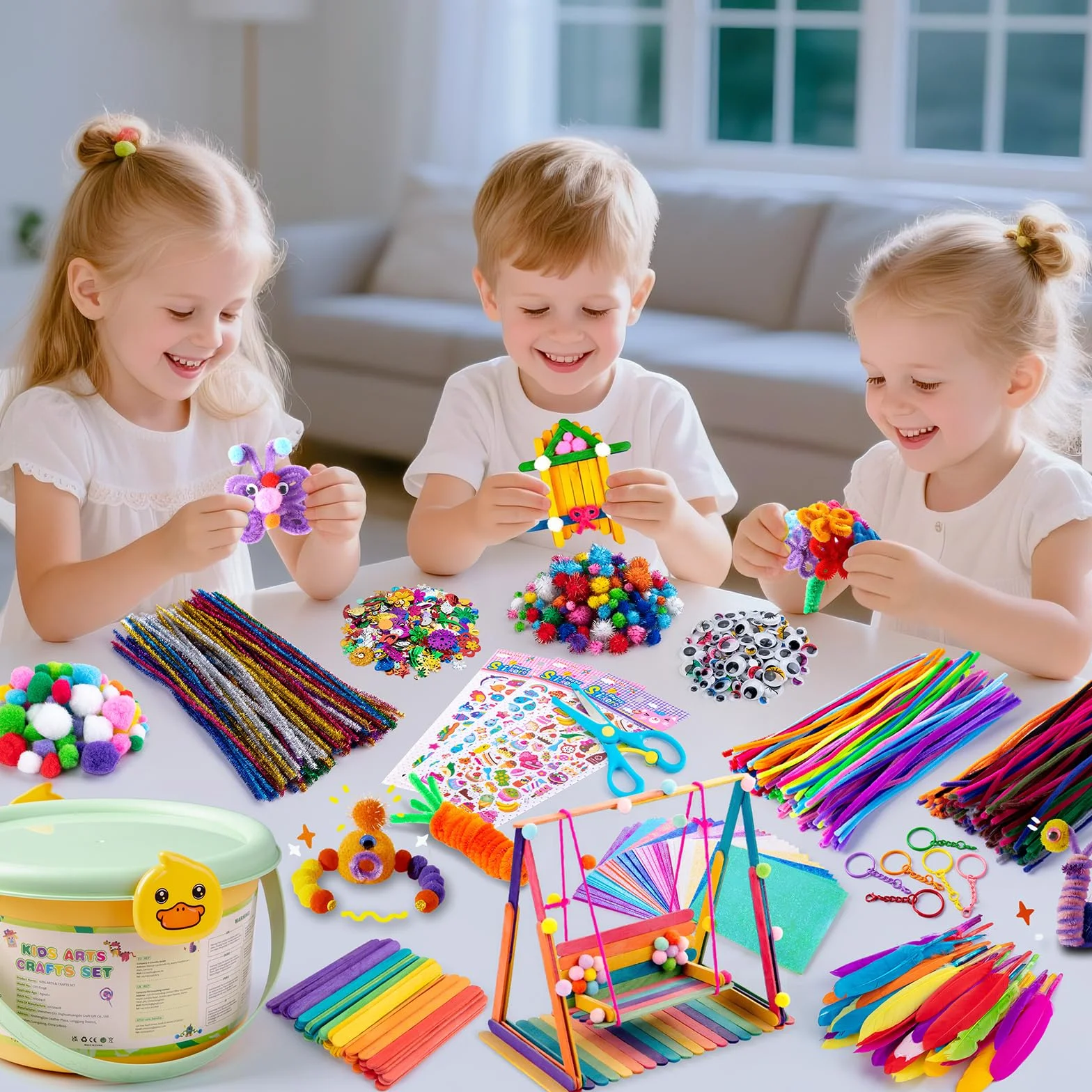 Sundaymot 5000 Kit Bricolage Enfants DIY Activité Manuelle avec Yeux Oscillants Pompons Paillettes Tissu Feutre Plumes 3+ ans