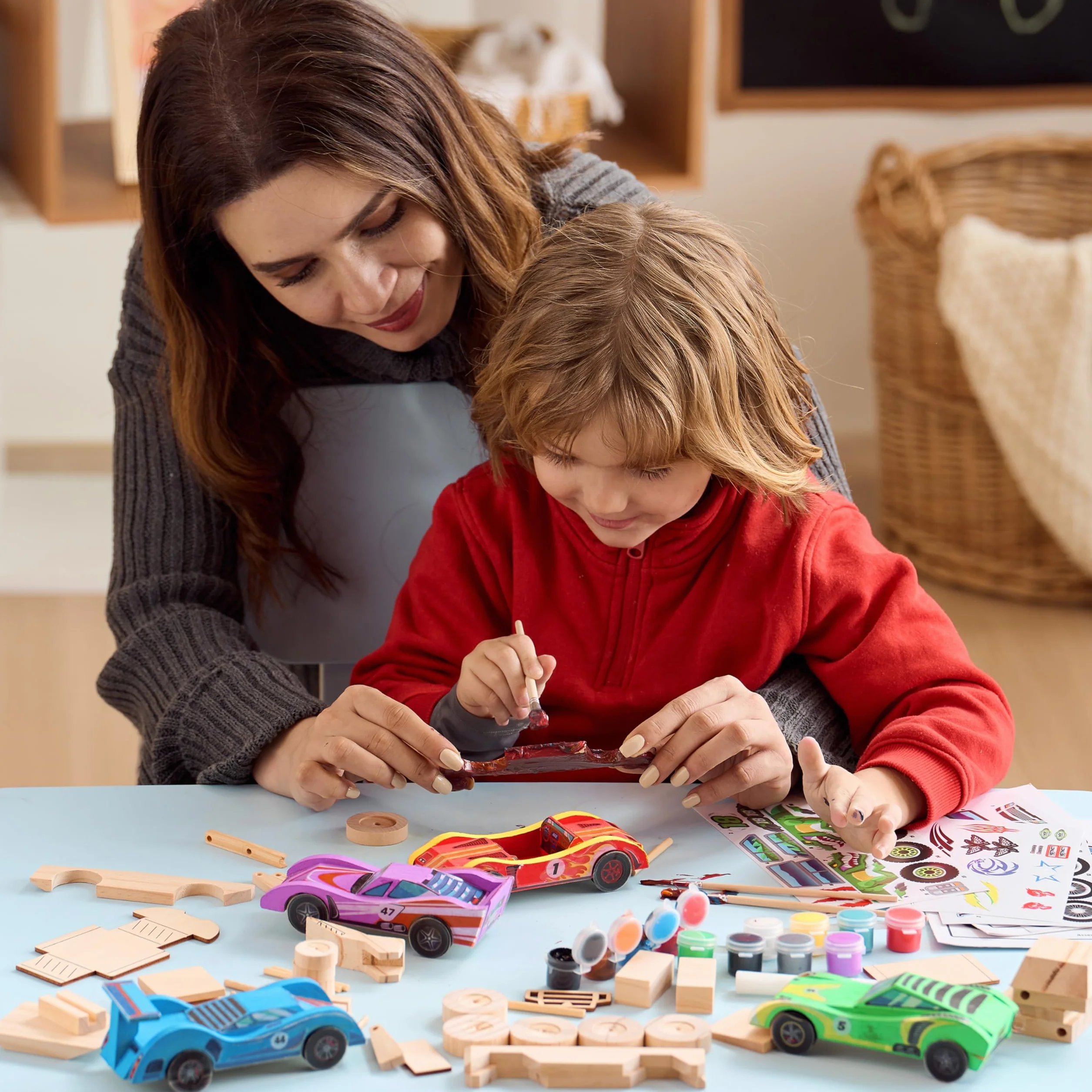 Klever Kits Kit de peinture pour voitures de course en bois, activités artistiques enfants 6-12 ans