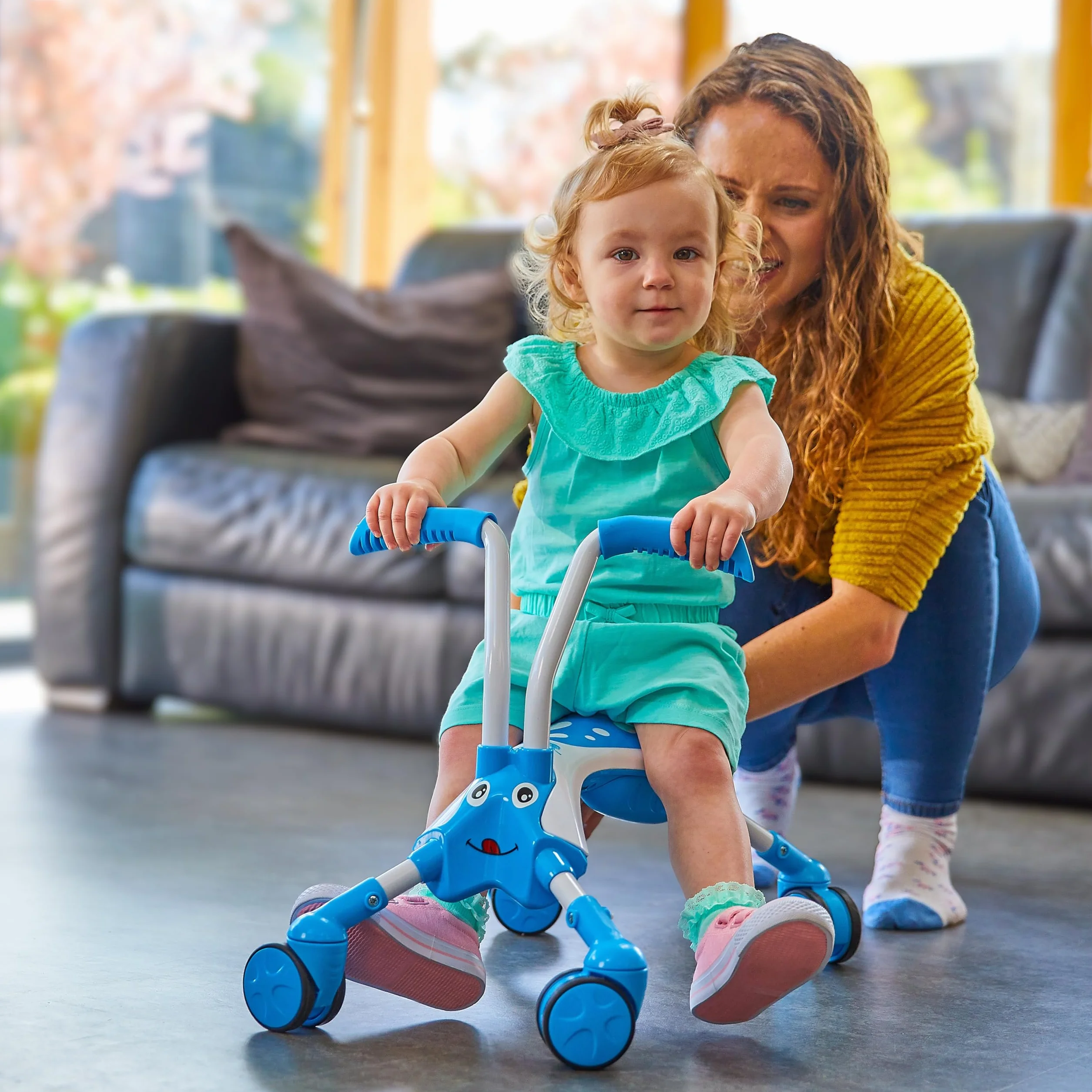 TP Toys Trotteur ScrambleBug Tide 4 Roues Pliable 360° Roues Silencieuses Anti-rayures Intérieur Extérieur 12 Mois Bleu Blanc